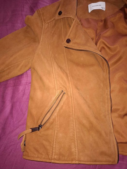 Geaca din piele intoarsa