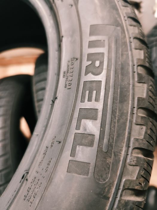 4 anvelope de iarna Pirelli 235-50-18