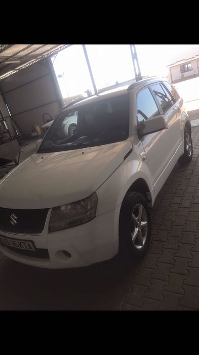 Vând Suzuki Grand Vitara