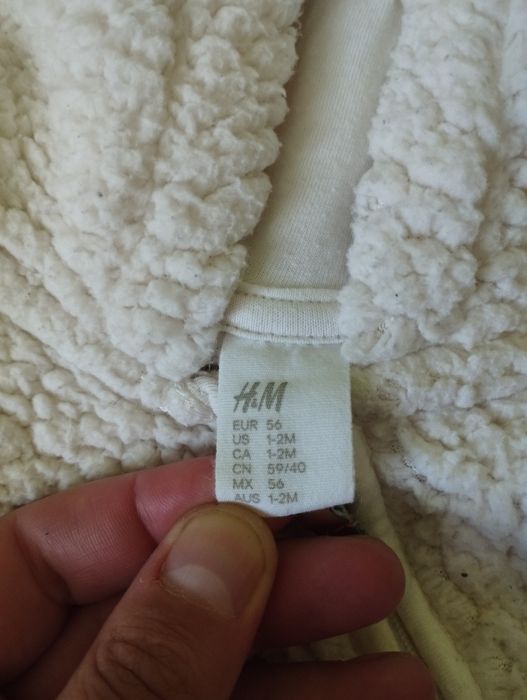 Бебешки зимни космонавти