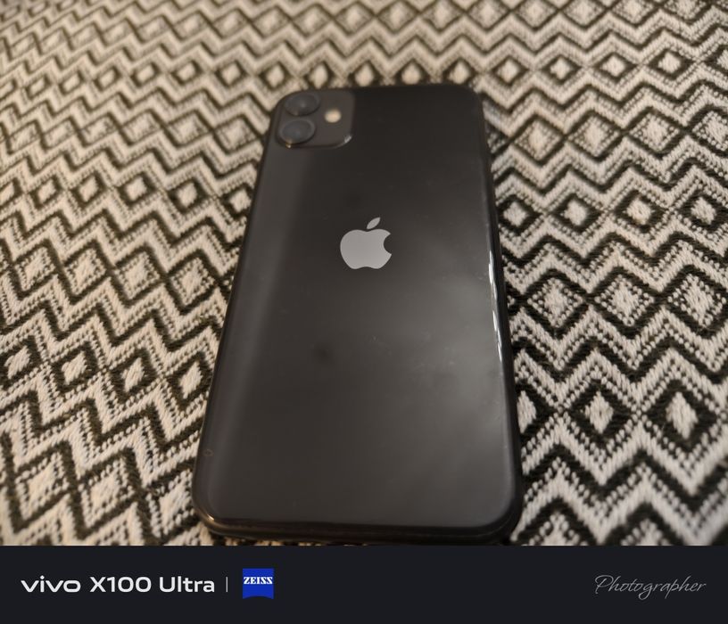 Продам iPhone 11