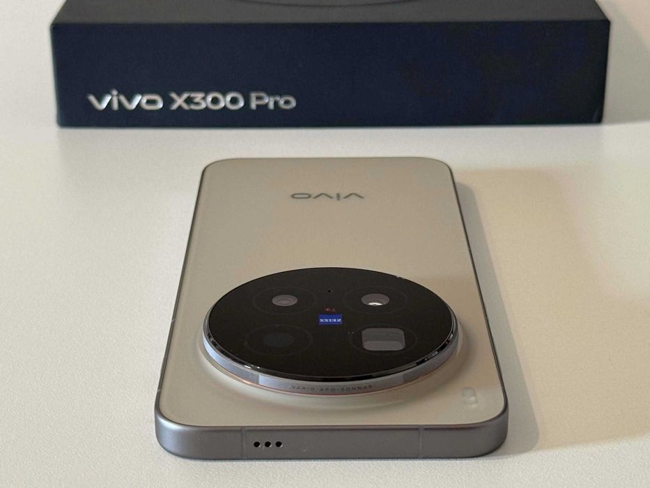 Бартер! НОВ! Vivo X300 Pro Dimensity 9500 / 6510mAh / Dune Brown