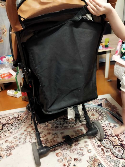 Продам коляску кожаная