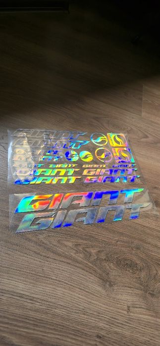 Наклейки для велосипедов Giant