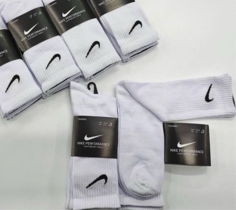 Чорапи найк 6 чифта 14 лв
