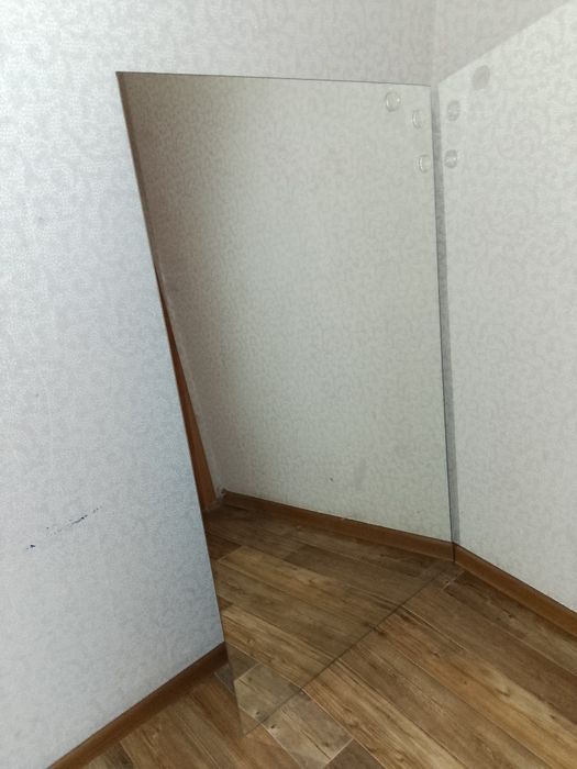 Зеркало продаем 4500