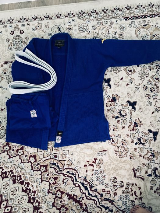 Продам кимано для дзюдо