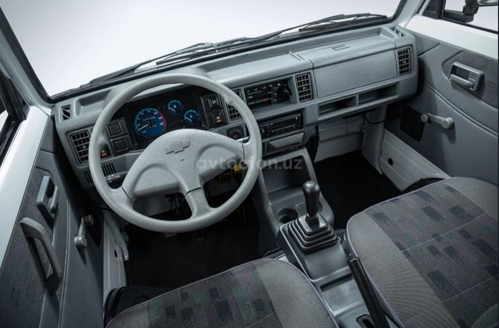 Chevrolet Damas 2