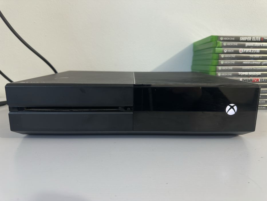 Xbox one 2 controlere 14 jocuri