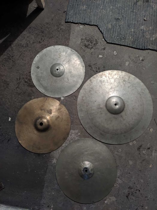 Продам тарелки от барабанной установки