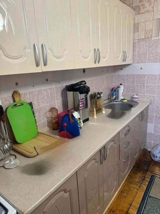 продам квартиру на КЖБИ!