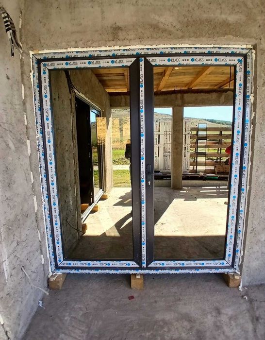 Tâmplărie PVC | Ferestre și Uși PVC | Plase Insecte | Rulouri și Jaluzele
