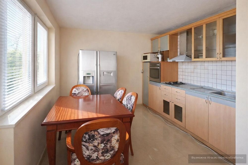 Тристаен апартамент, под наем, кв. Лятно кино Тракия