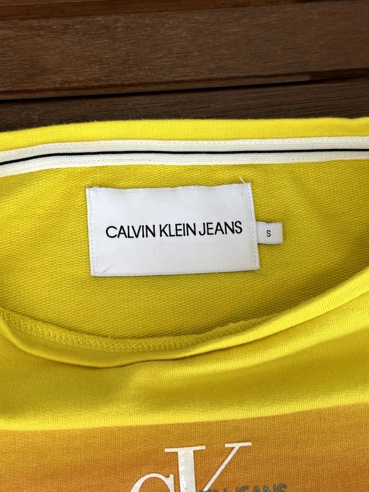 Дамска oversized тениска Calvin Klein - размер S, КАТО НОВА