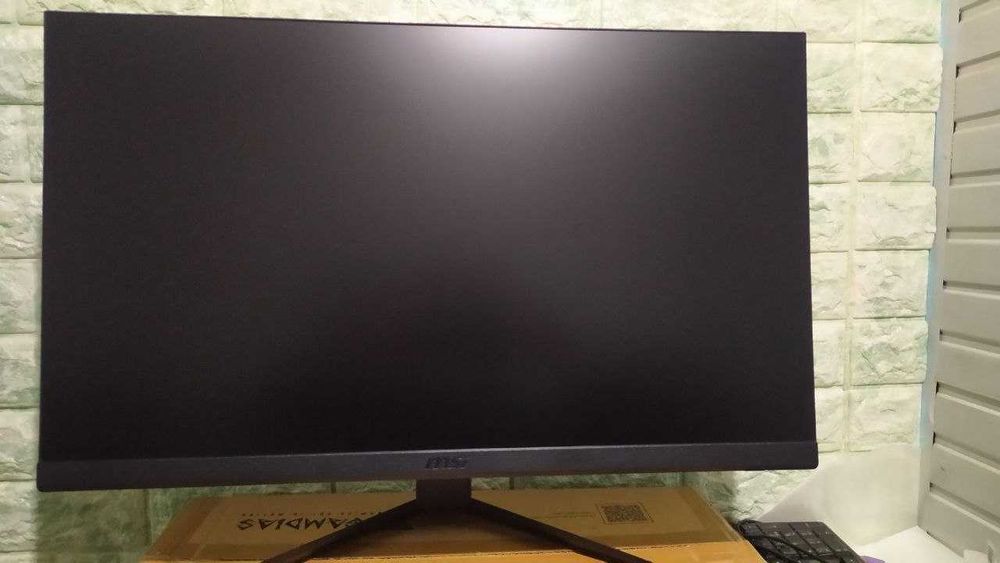 Mонитор MSI G2712F IPS/180HZ/1ms