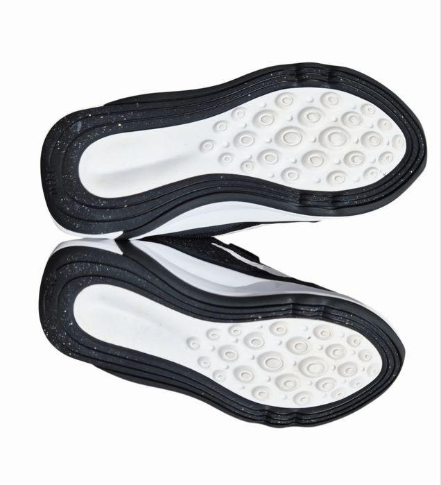 Nike  mărimea 31, unisex, purtați de 2-3 ori, ca noi, sneakers adidasi