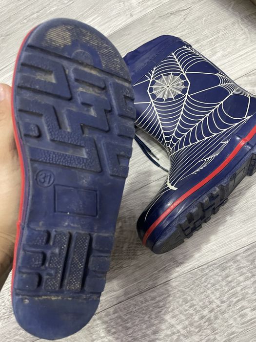 Сапоги резиновые ботинки