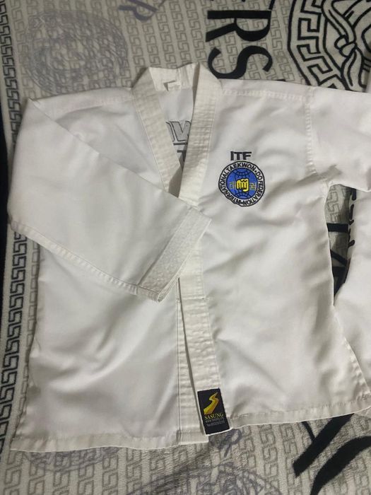 Продам Кимоно б/у