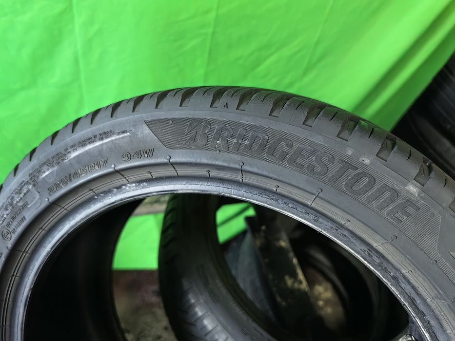 225/45R17 Bridgestone 2023 allseason stare foarte buna