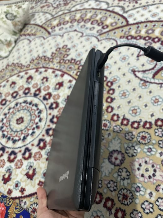 Ноутбук леново сатылады