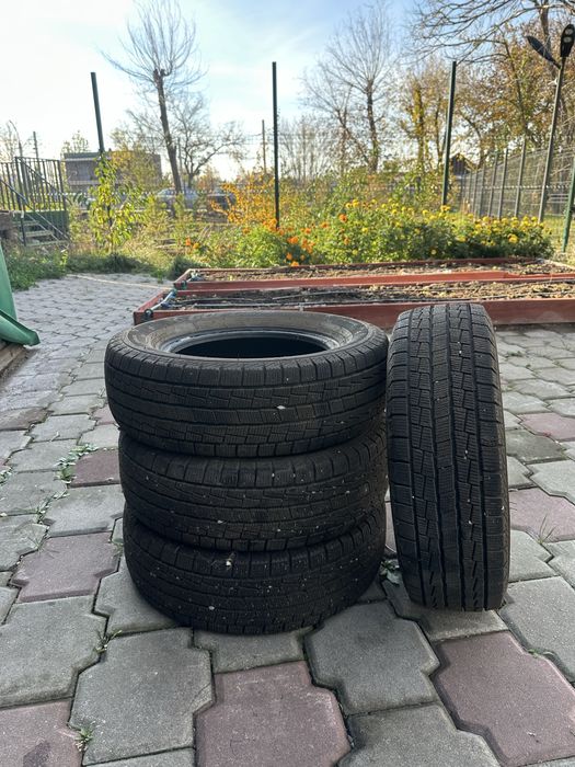 Продаю зимнюю резину