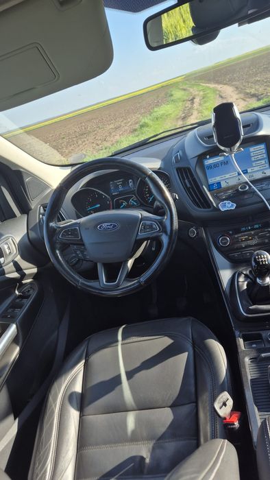 Ford kuga - masina impecabila
