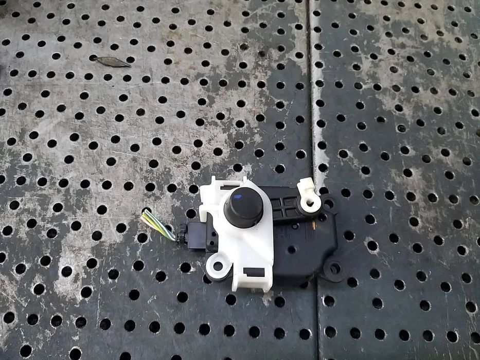 Motoras clapeta aeroterma ford fiesta 6 cb1 ccn vp1s7h19e616bb