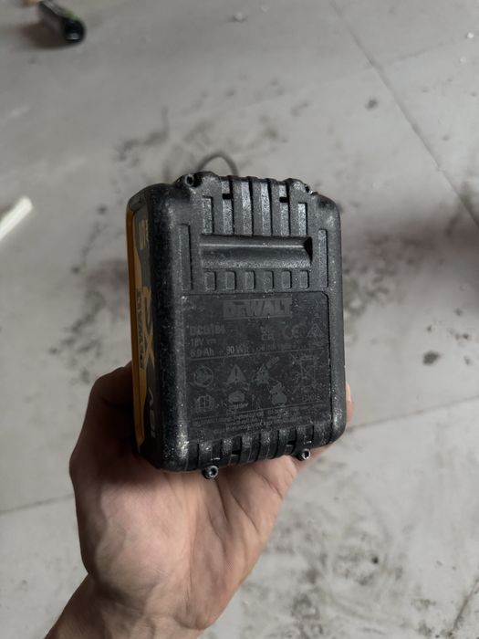 Девальт DeWALT шуруповерт оригинал