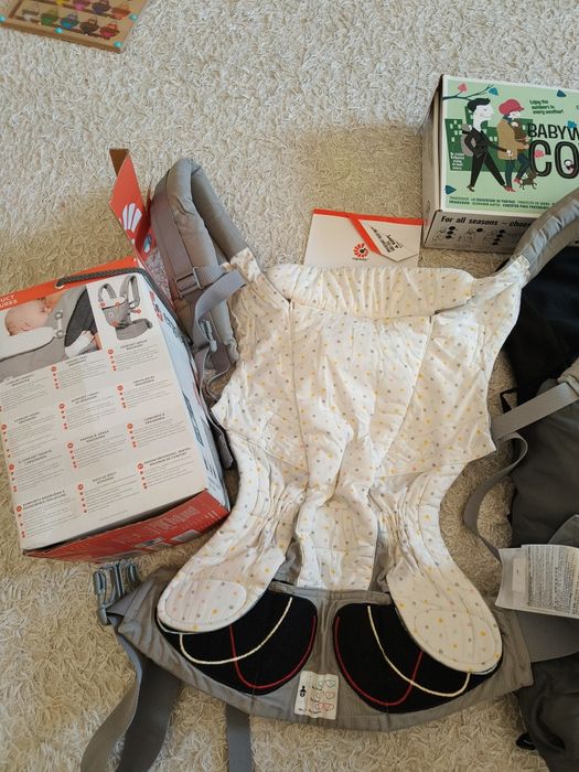 Ergobaby Multi-Position Baby Carrier + Mam Baby Cover Deluxe