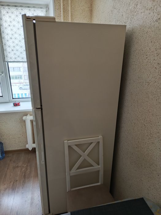 Холодильник Samsung