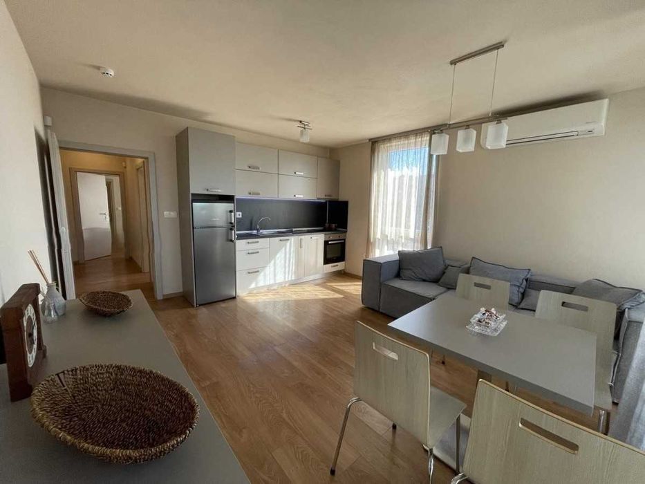 Дава се под наем Тристаен апартамент в София, Обеля 2 - 79 кв.м за 600 € - Снимка #2