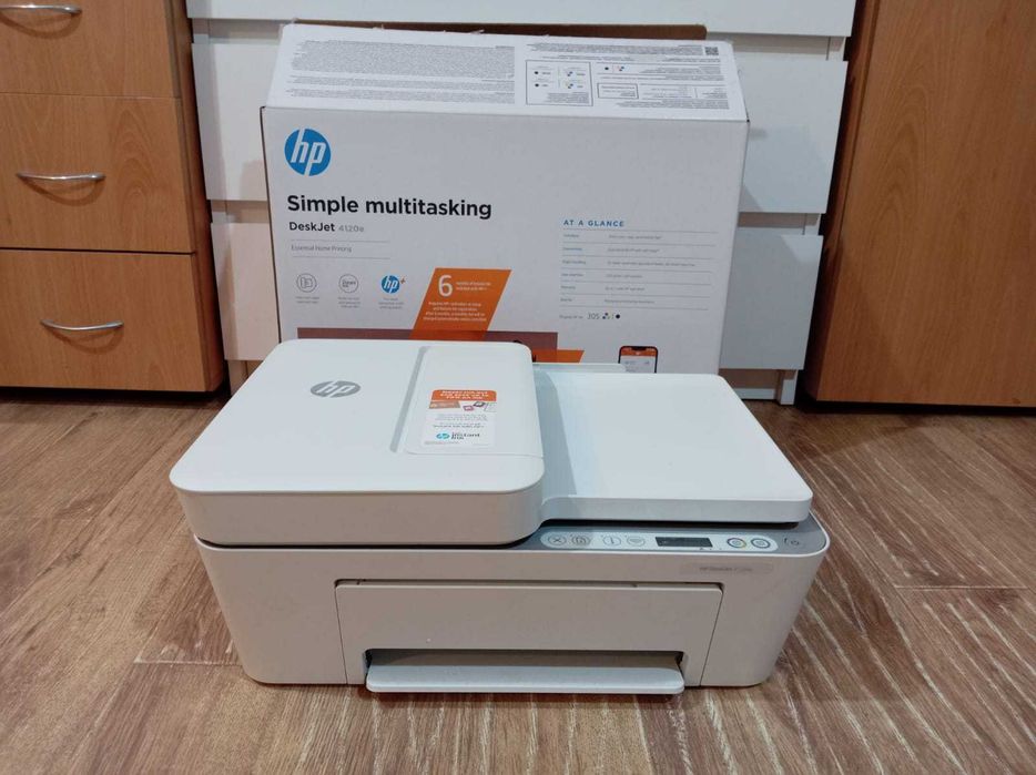 Продавам  нов перфектно работещ принтер на HP