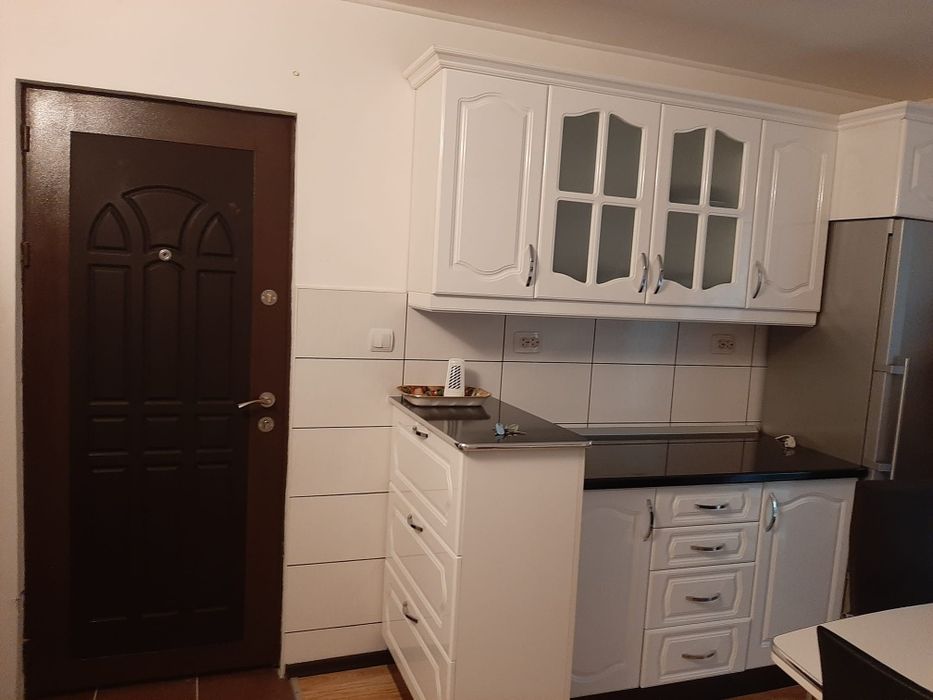 Închiriere apartament 2 camere