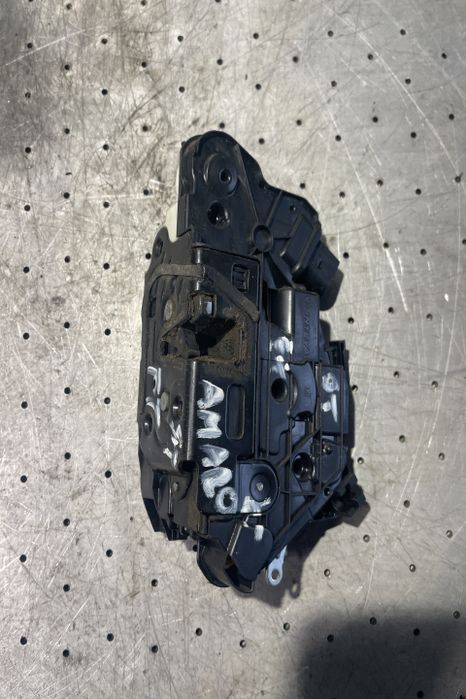 Broasca usa fata stanga 5N1 837 015 F Audi A1 8X seria Hatchback 3-us