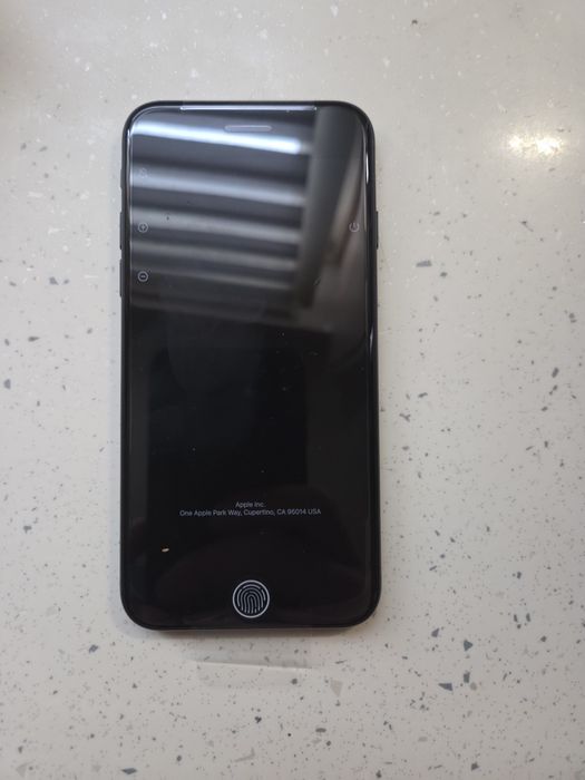 Iphone se 2020 si 2022 nou