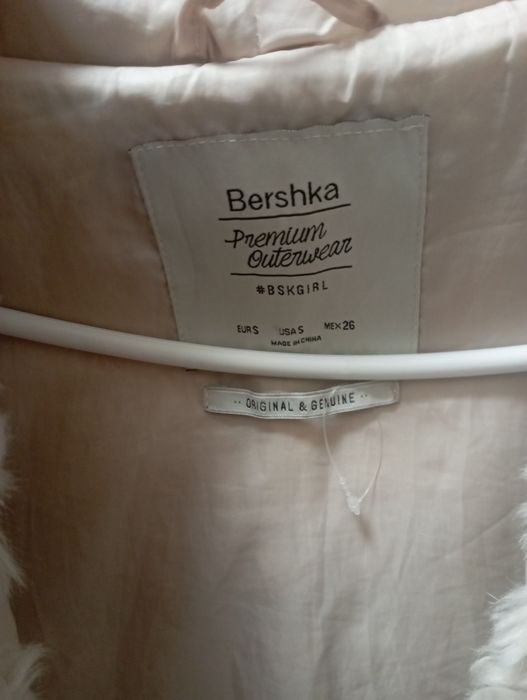 Eлек Bershka размер S