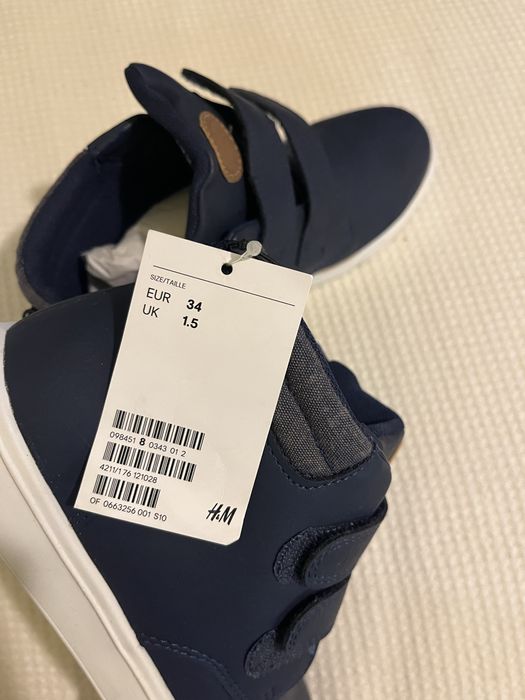 Нови обувки HM с размер 34