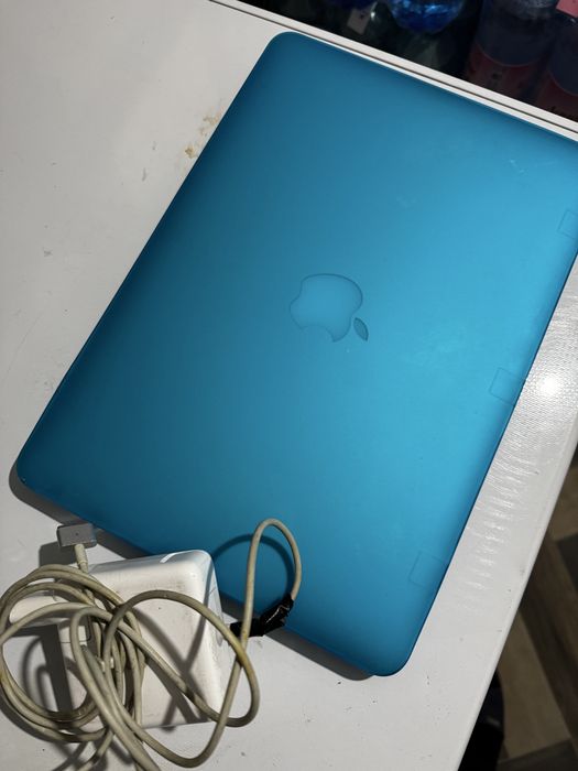 Laptop Apple MacBook Pro i5