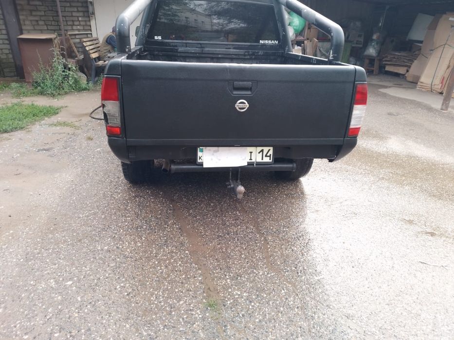 Продам Ниссан пикап