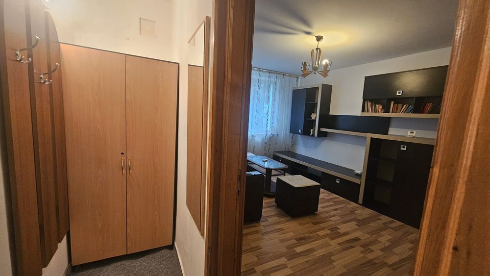 apartament de inchiriat