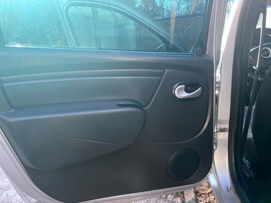 Продаётся Lada Largus