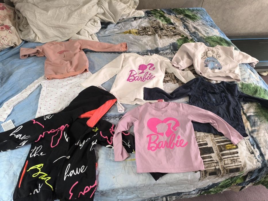 Лот клинове и блузи 122/128 размер и подарък
