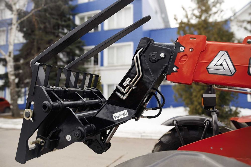 Телескопический погрузчик (teleskopik yuklagich) LGMG H735