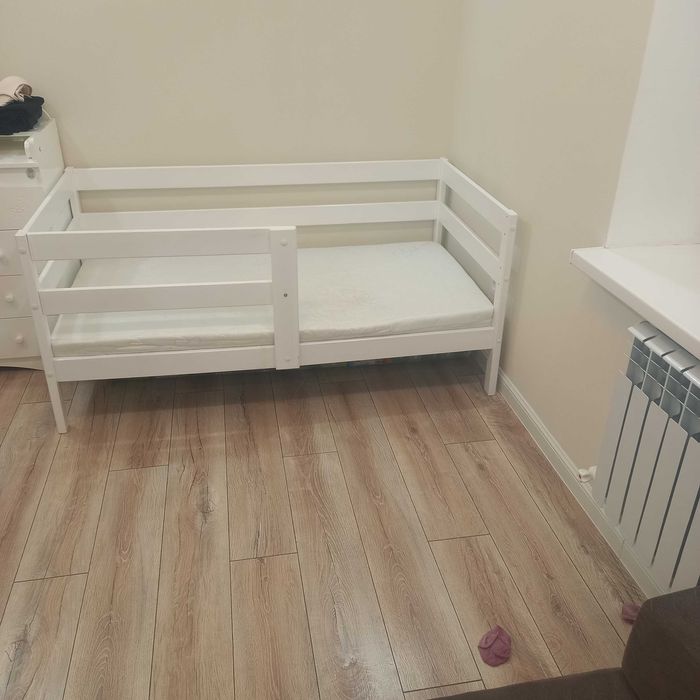 Детская кровать продам