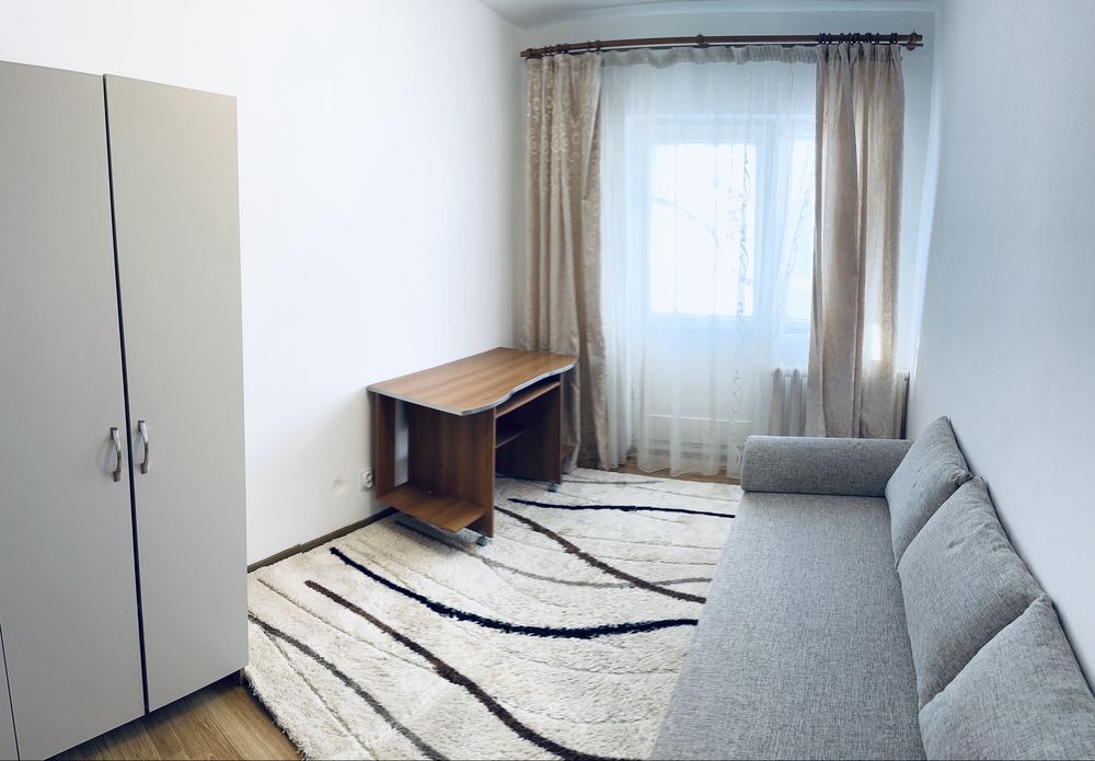 3 Camere Mc Donalds semicentral- Gara - 80mp