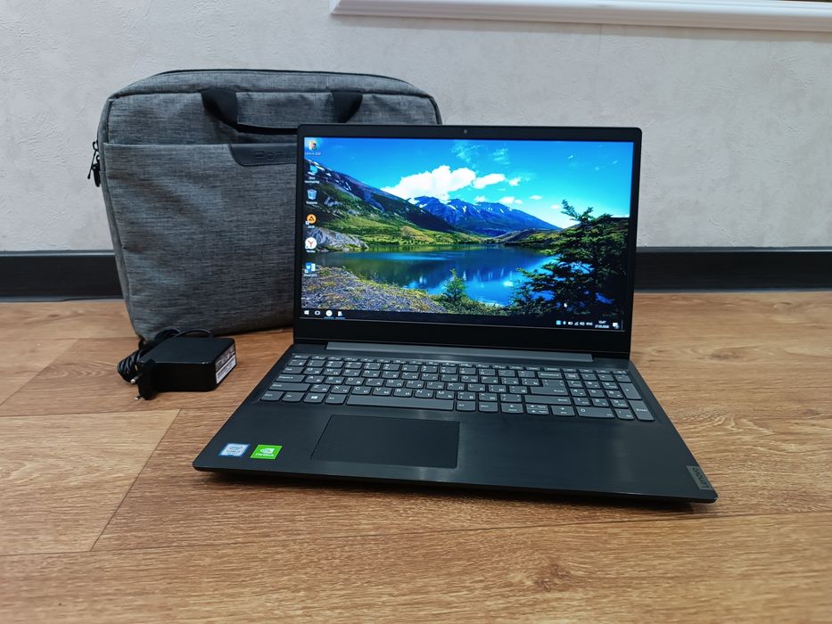 НОУТБУК Lenovo Core i3-7thGen Windows 10 Pro.