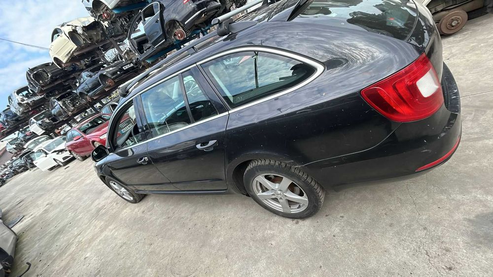Dezmembrez Skoda Superb an 2011 2,0 tdi cod motor cffb euro 5