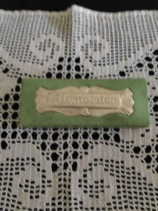 Четири стари хармоники, .
Цена 250 лева, общо. 
Пращам по Еконт.