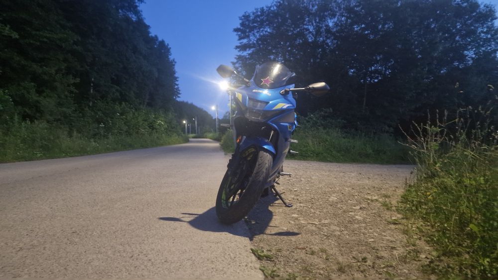 Suzuki gsxr 125  (A1 16 ani) (nu ktm yzf cbr)