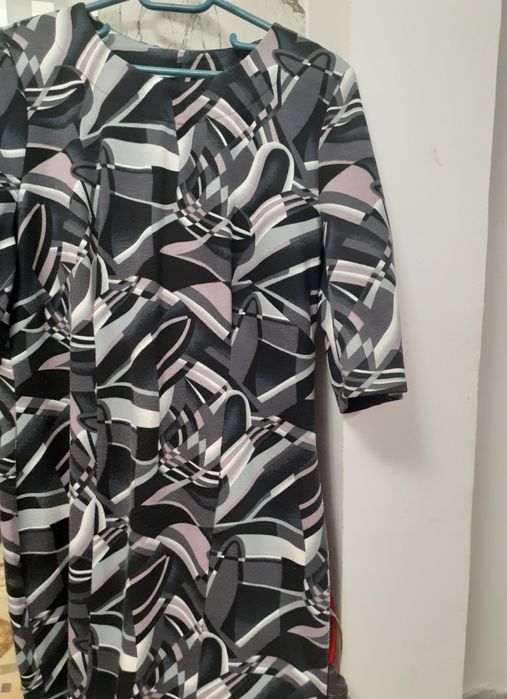 Rochie dama excelenta pentru aceasta perioada